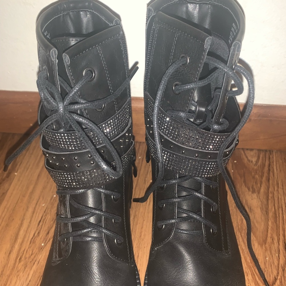 Combat Boots with Rinestones